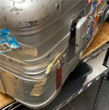 RIMOWA ゴムパッキン交換修理（シーリング補修）