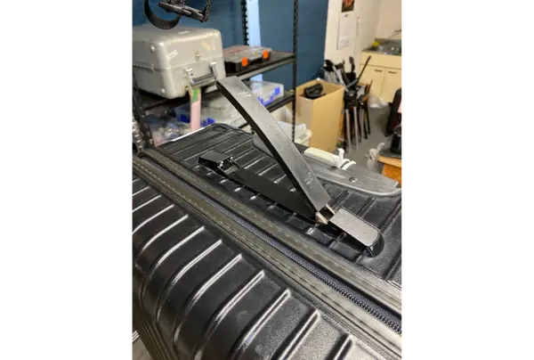 RIMOWA サルサ（旧モデル）樹脂ハンドル交換
