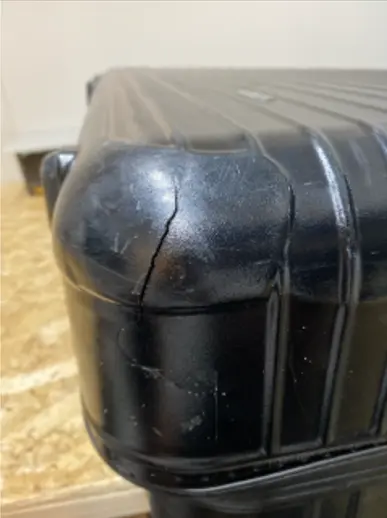 RIMOWA ポリカーボネート亀裂補修修理