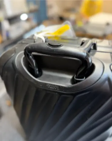 TUMI 伸縮ハンドルロック不良修理