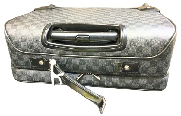 LOUIS VUITTON Louis Vuitton ペガス 革ハンドル修理（持ち手交換）