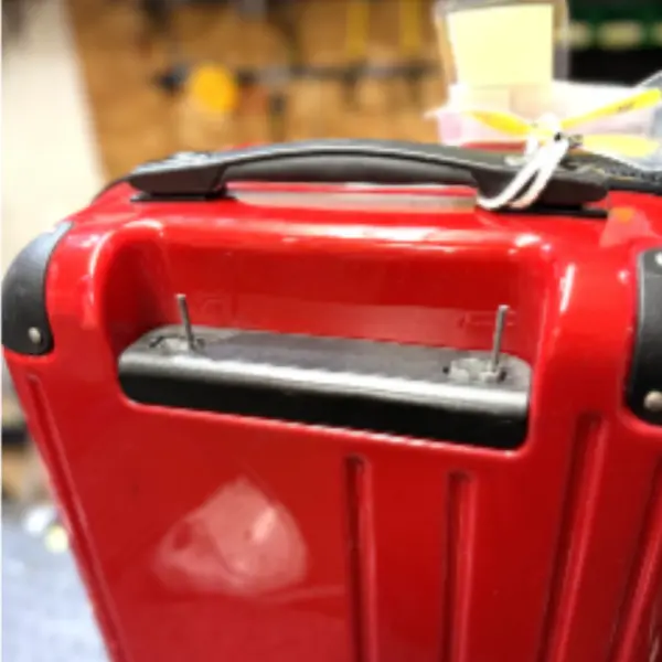 American Tourister 伸縮ハンドル修理（全体不良）