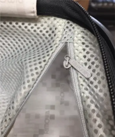 RIMOWA 内装スライダー外れ補修（ファスナー修理）