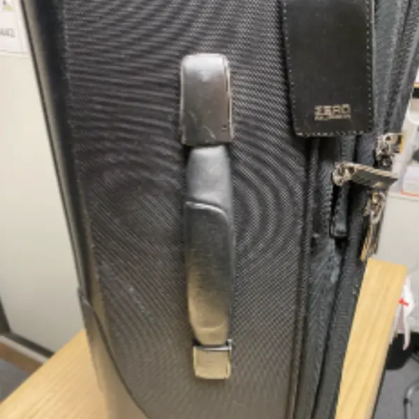 TUMI 革ハンドル修理 修理後