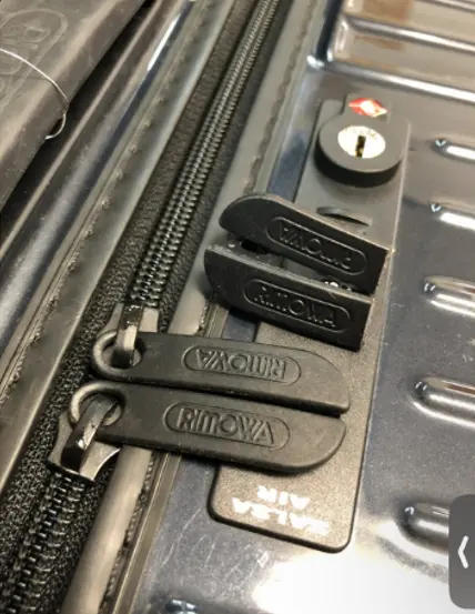 RIMOWA サルサエアー スライダー交換(ファスナー修理) 修理後