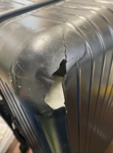 RIMOWA ポリカーボネートボディ補修修理