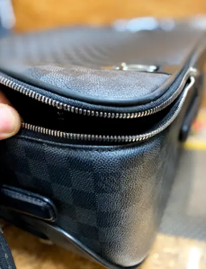 LOUIS VUITTON Louis Vuitton ペガス ファスナー裂け修理 修理後