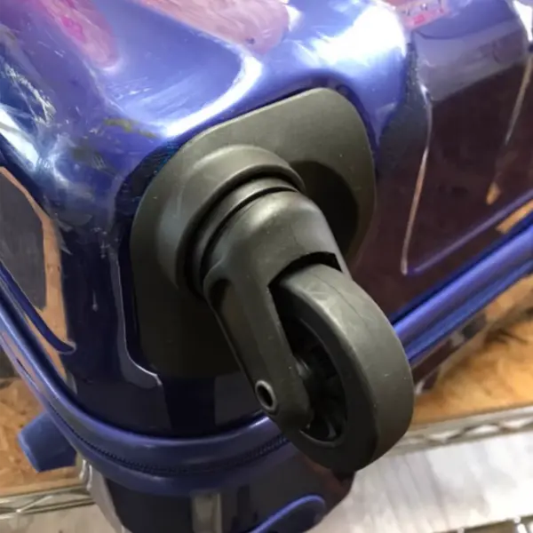 アメリカンツーリスター（AMERICANTOURISTER） 修理事例 2